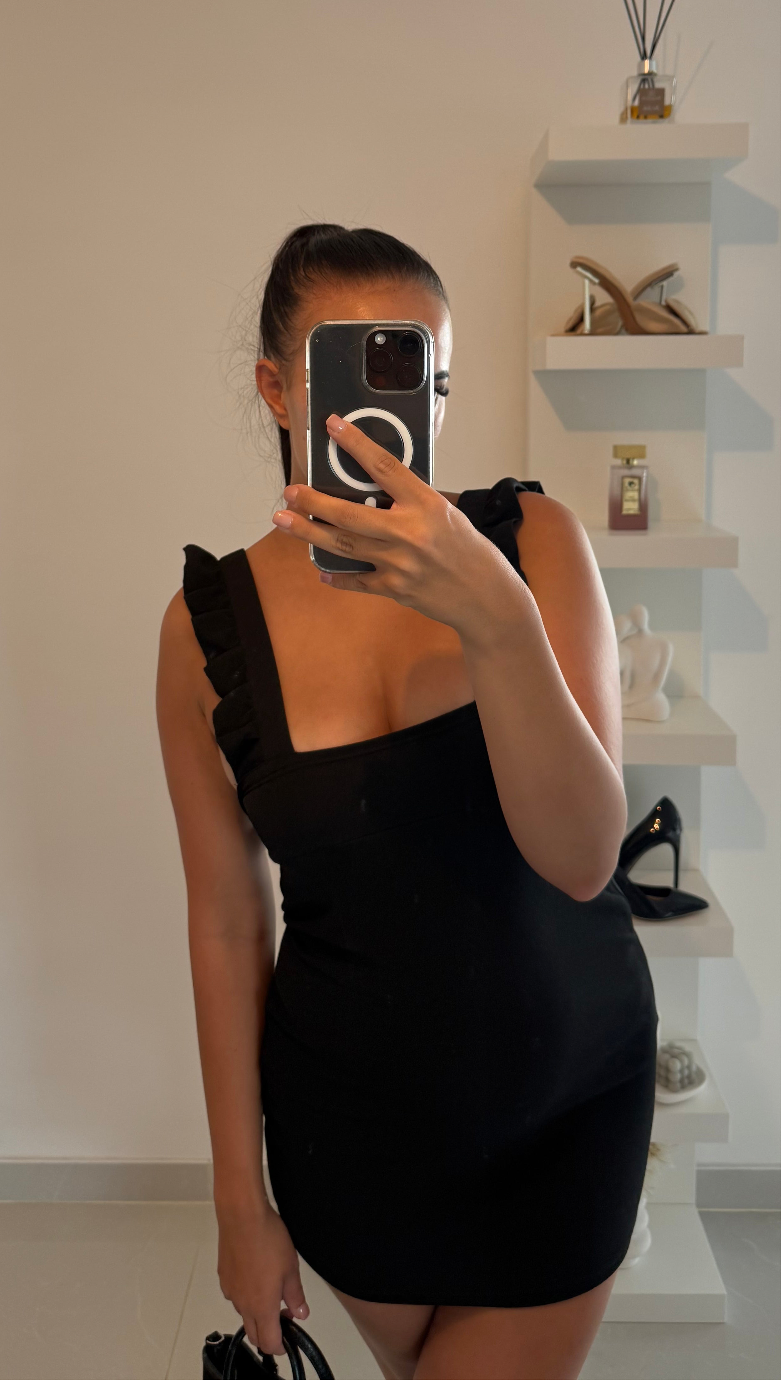 Robe courte à volants