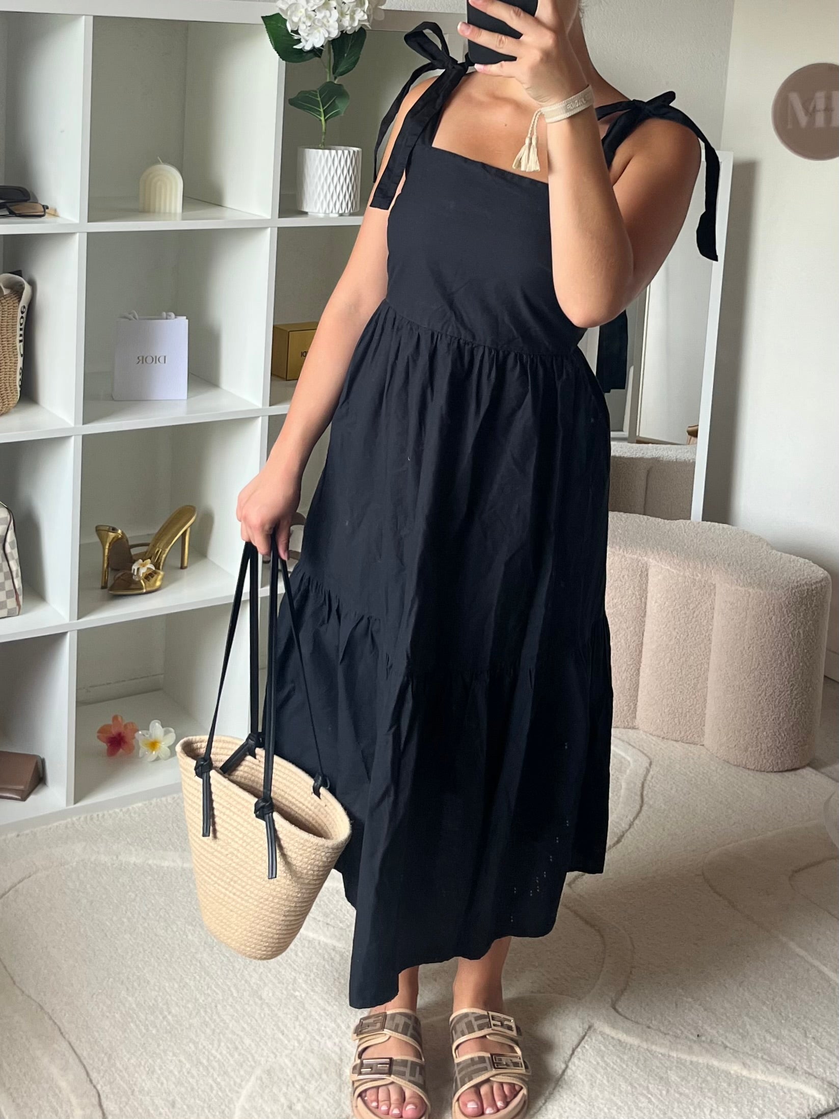 Robe bretelles en noeud