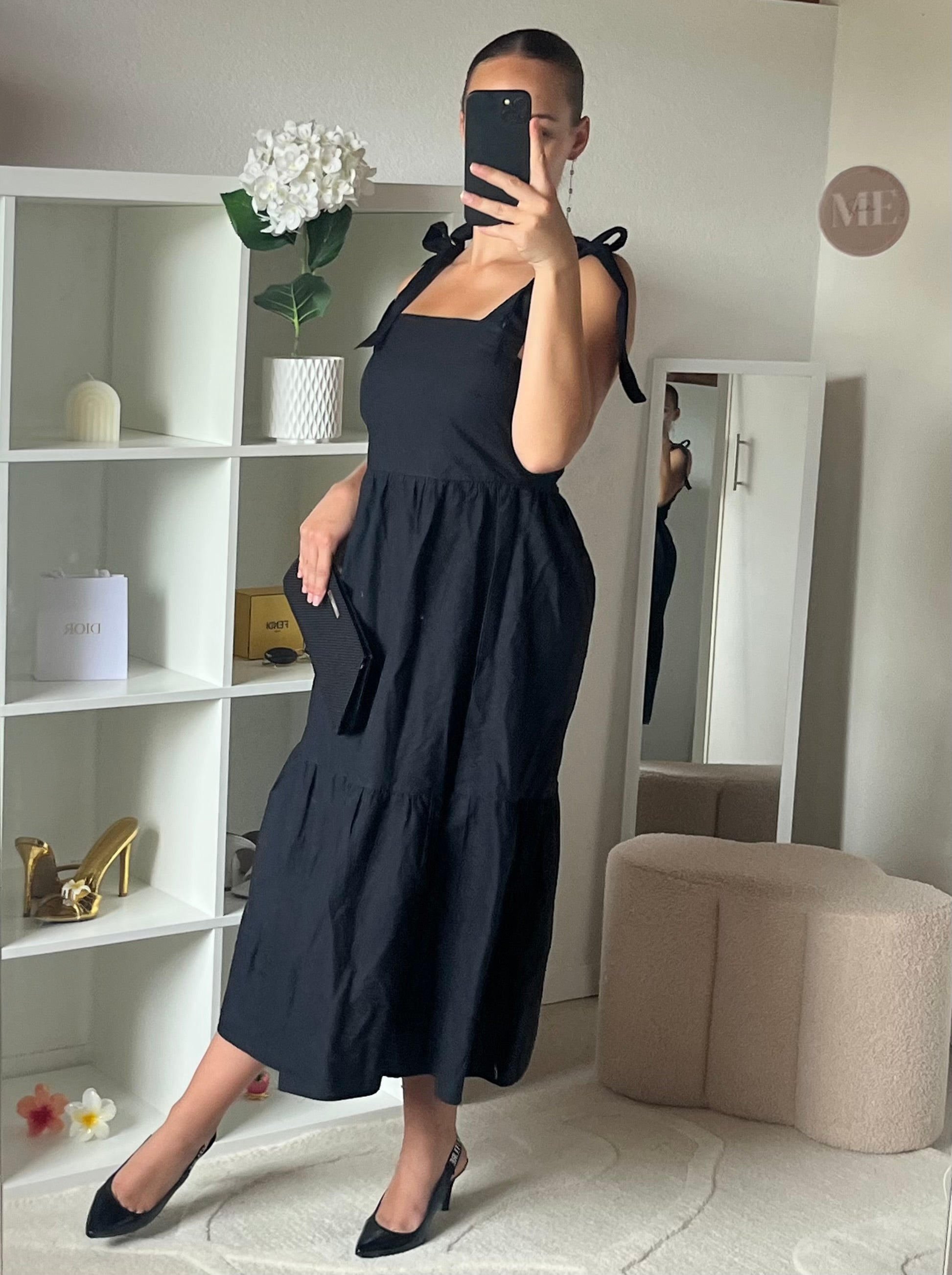 Robe bretelles en noeud