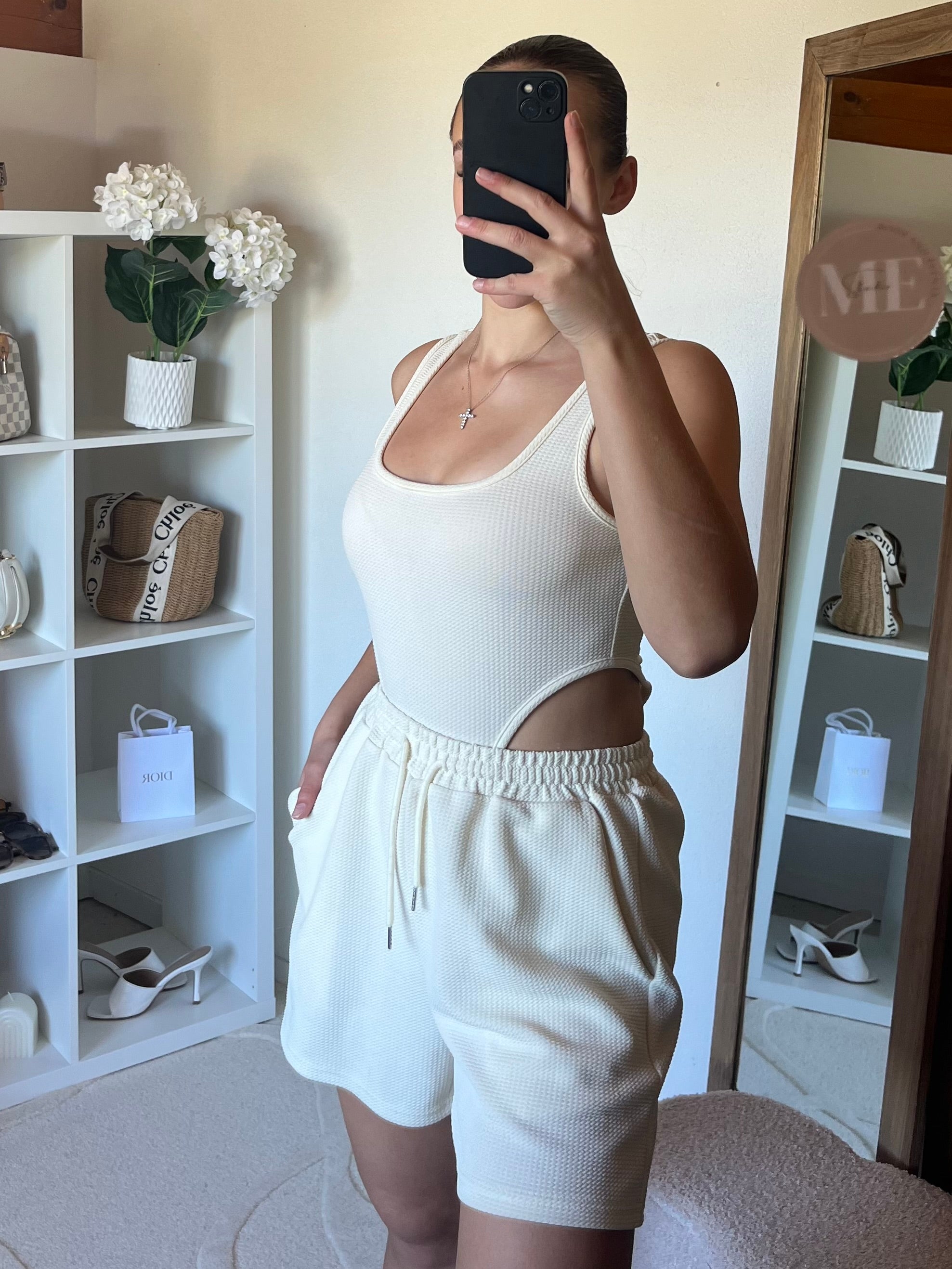 Ensemble 2 pièces: short et body échancré