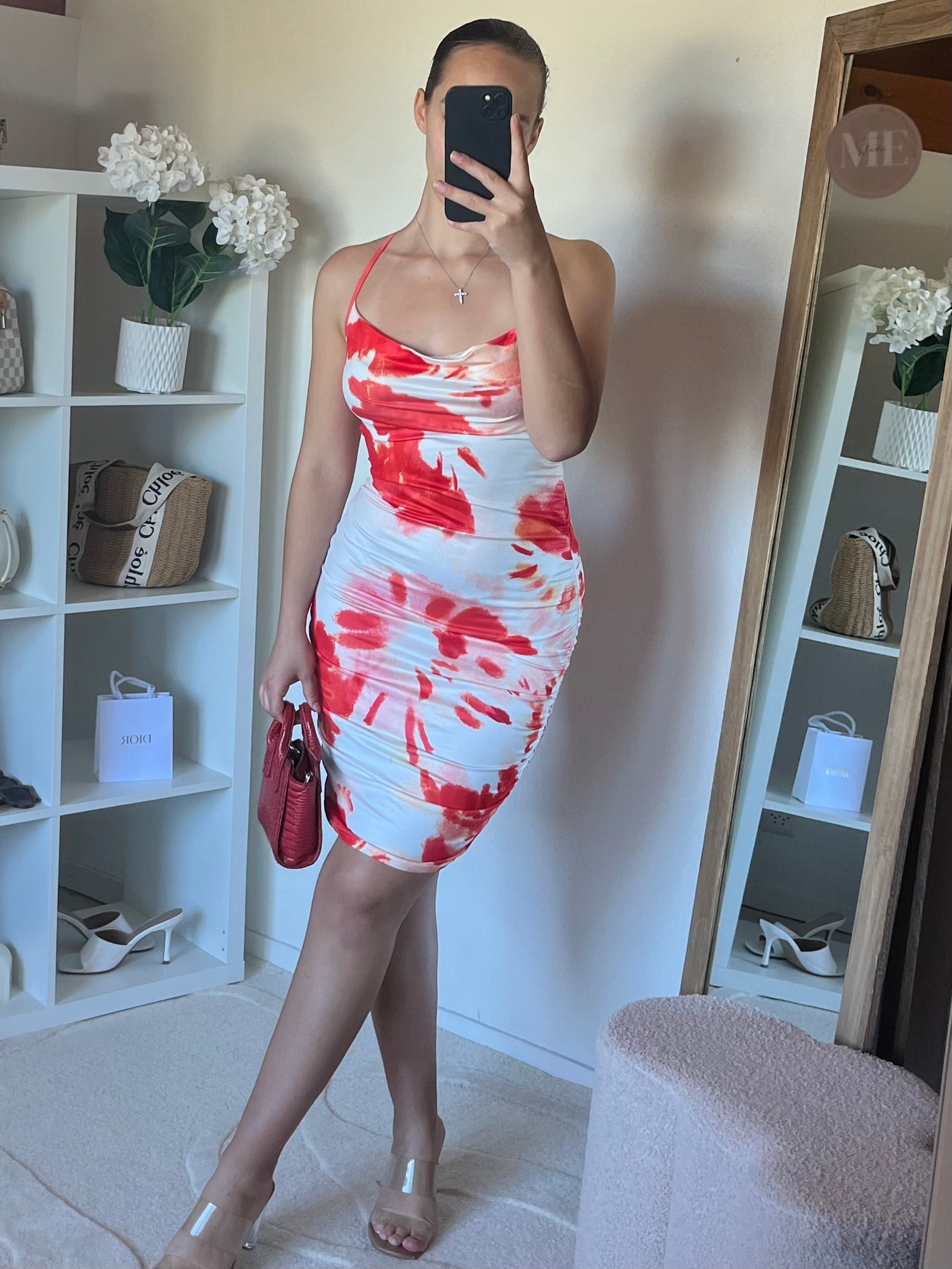 Robe dos nu motif fleural
