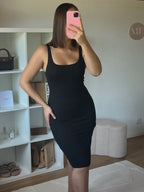 Robe moulante midi