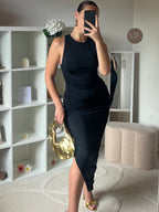 Robe moulante à fente