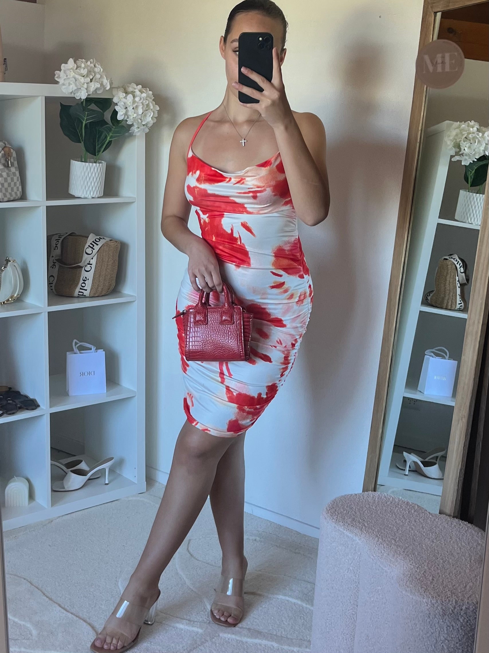 Robe dos nu motif fleural