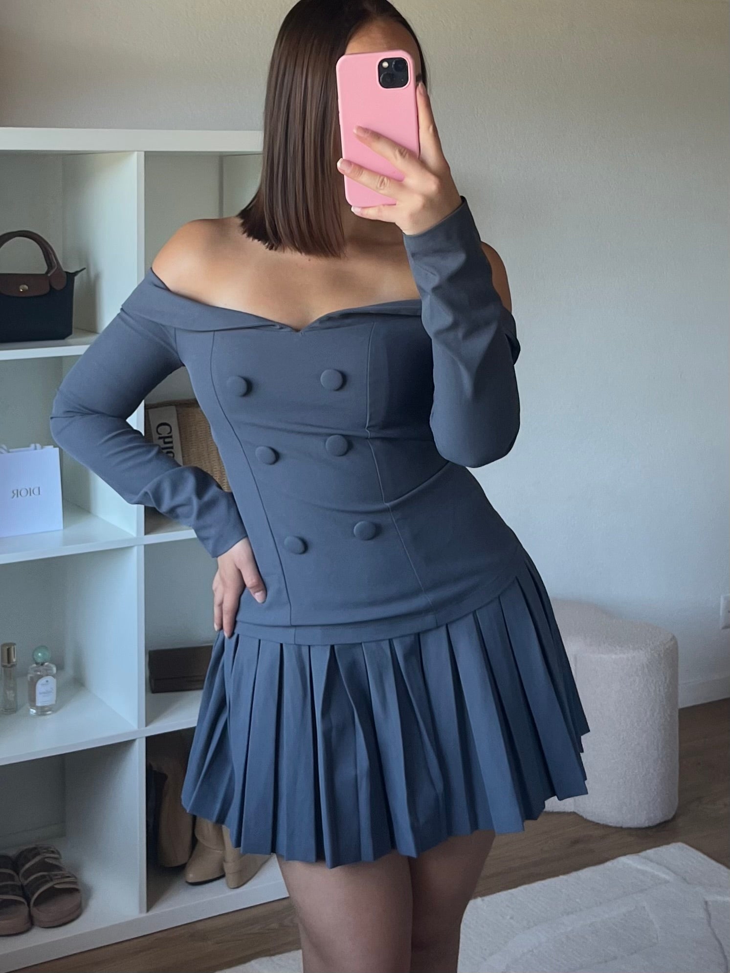 Robe épaules nues