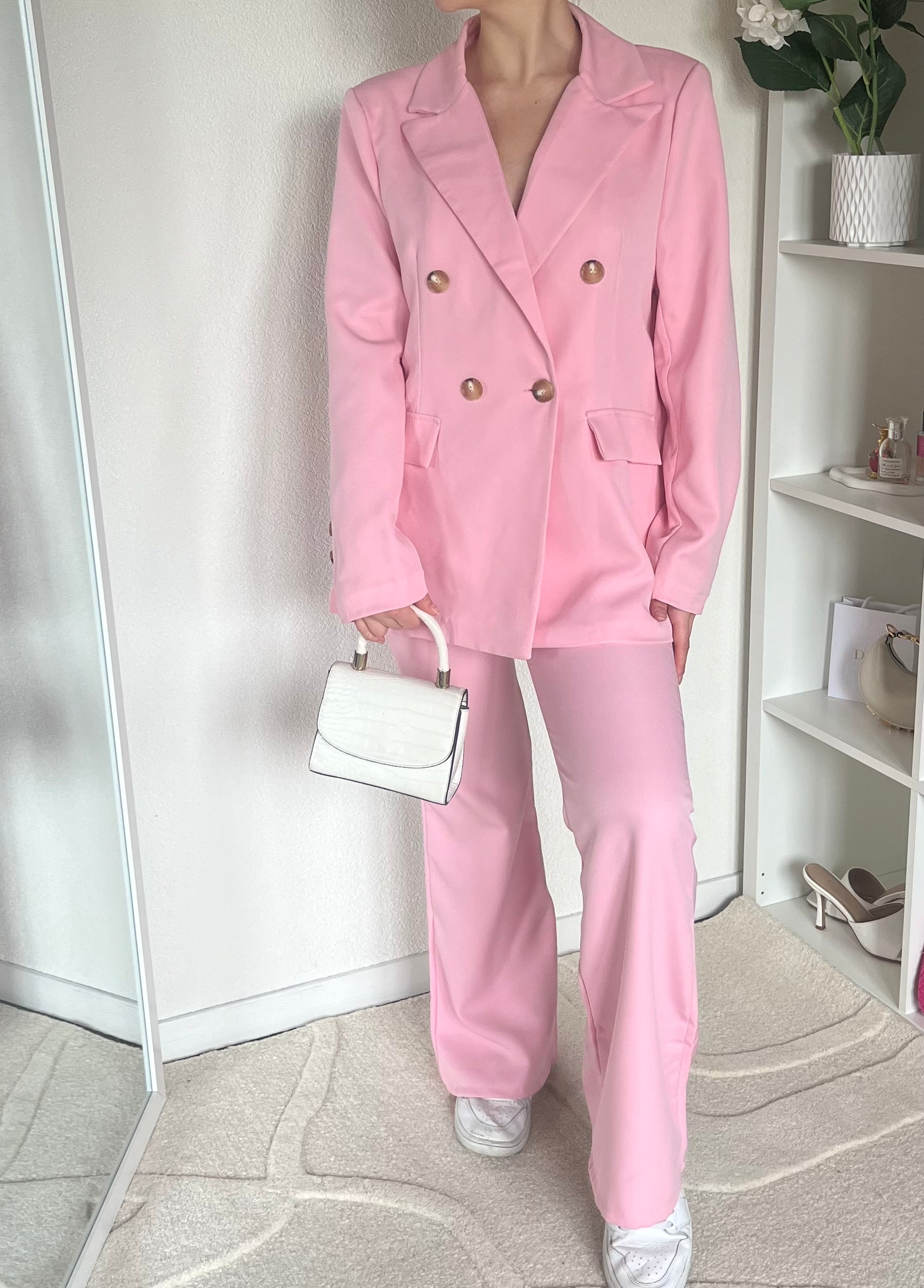 Ensemble 2 pièces: blazer croisé et pantalon
