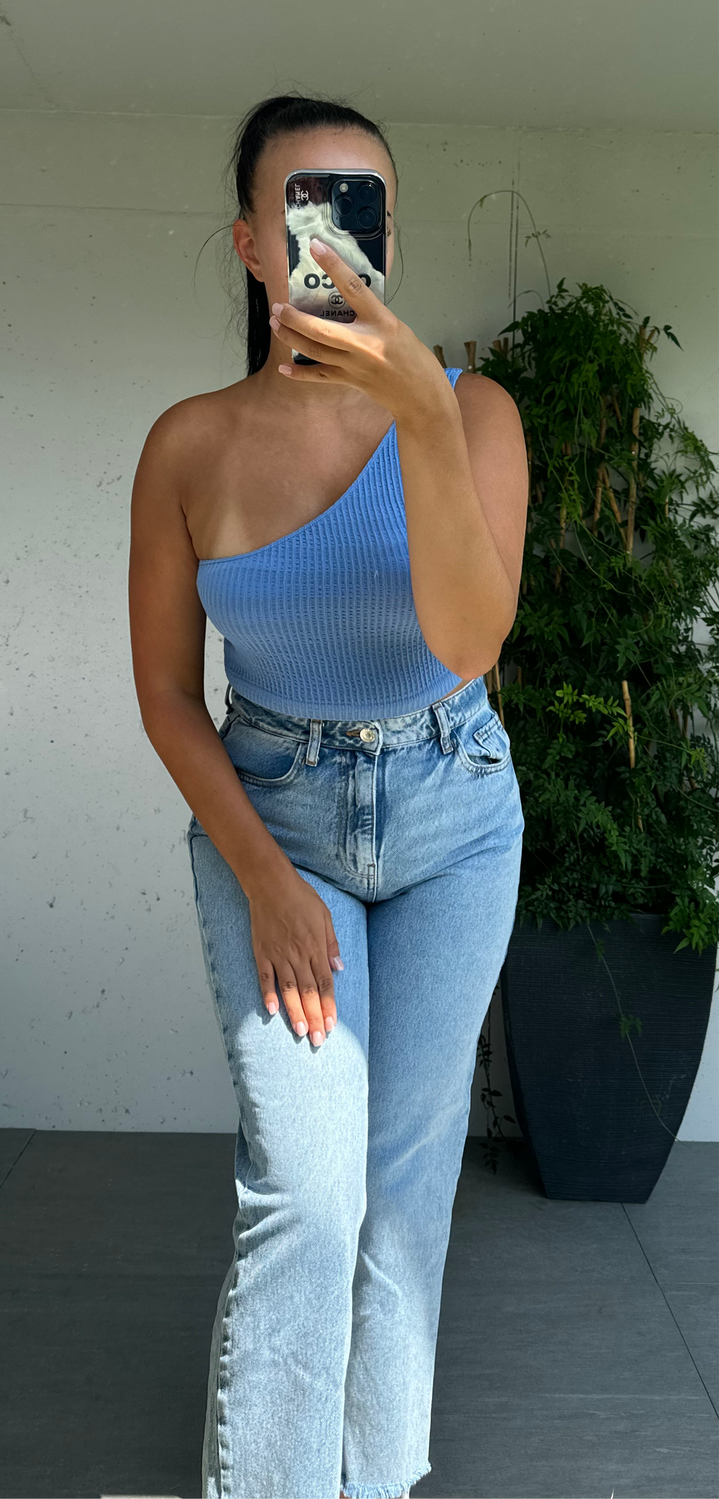 Crop top à une épaule