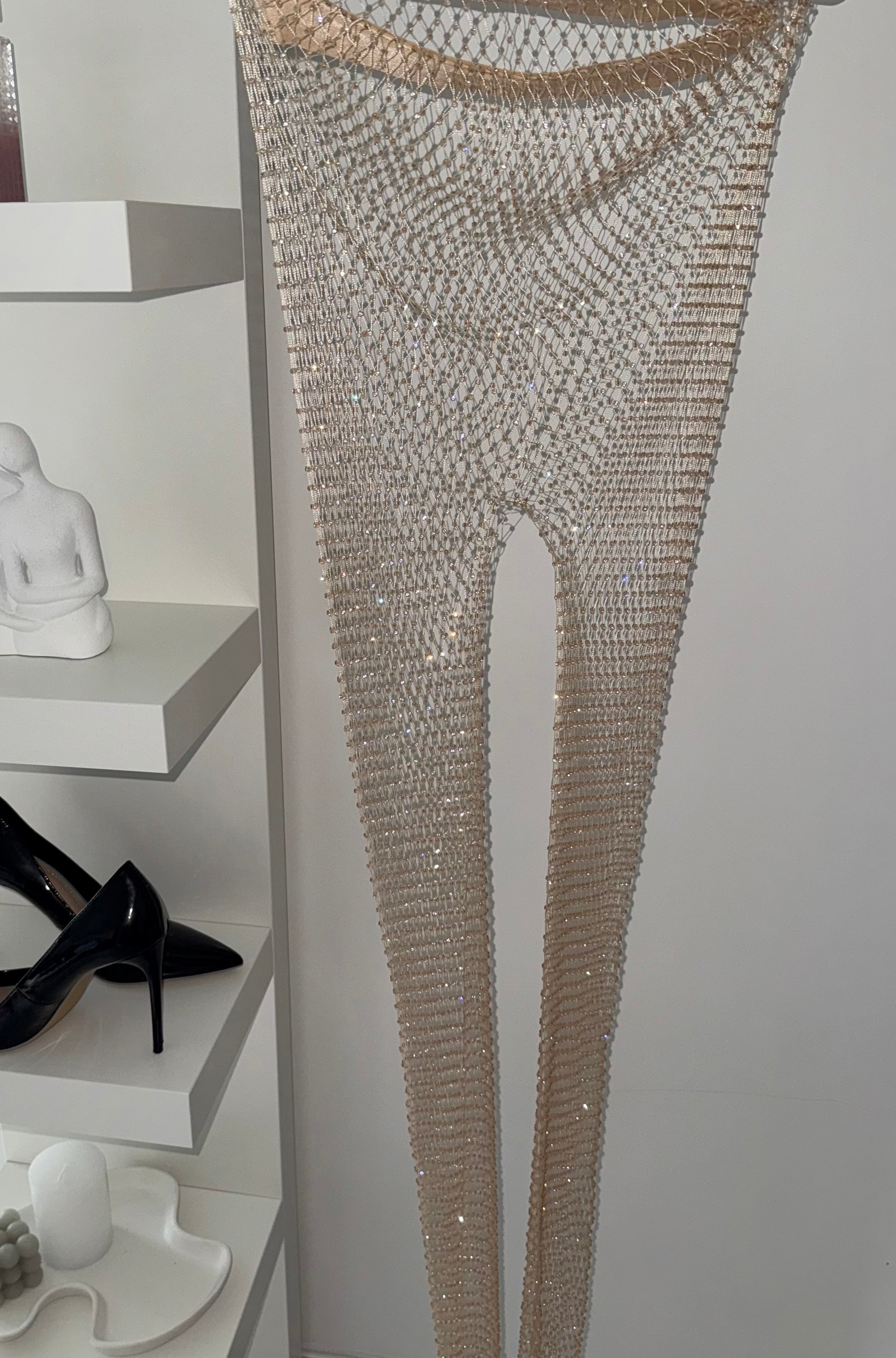 Pantalon transparent à strass