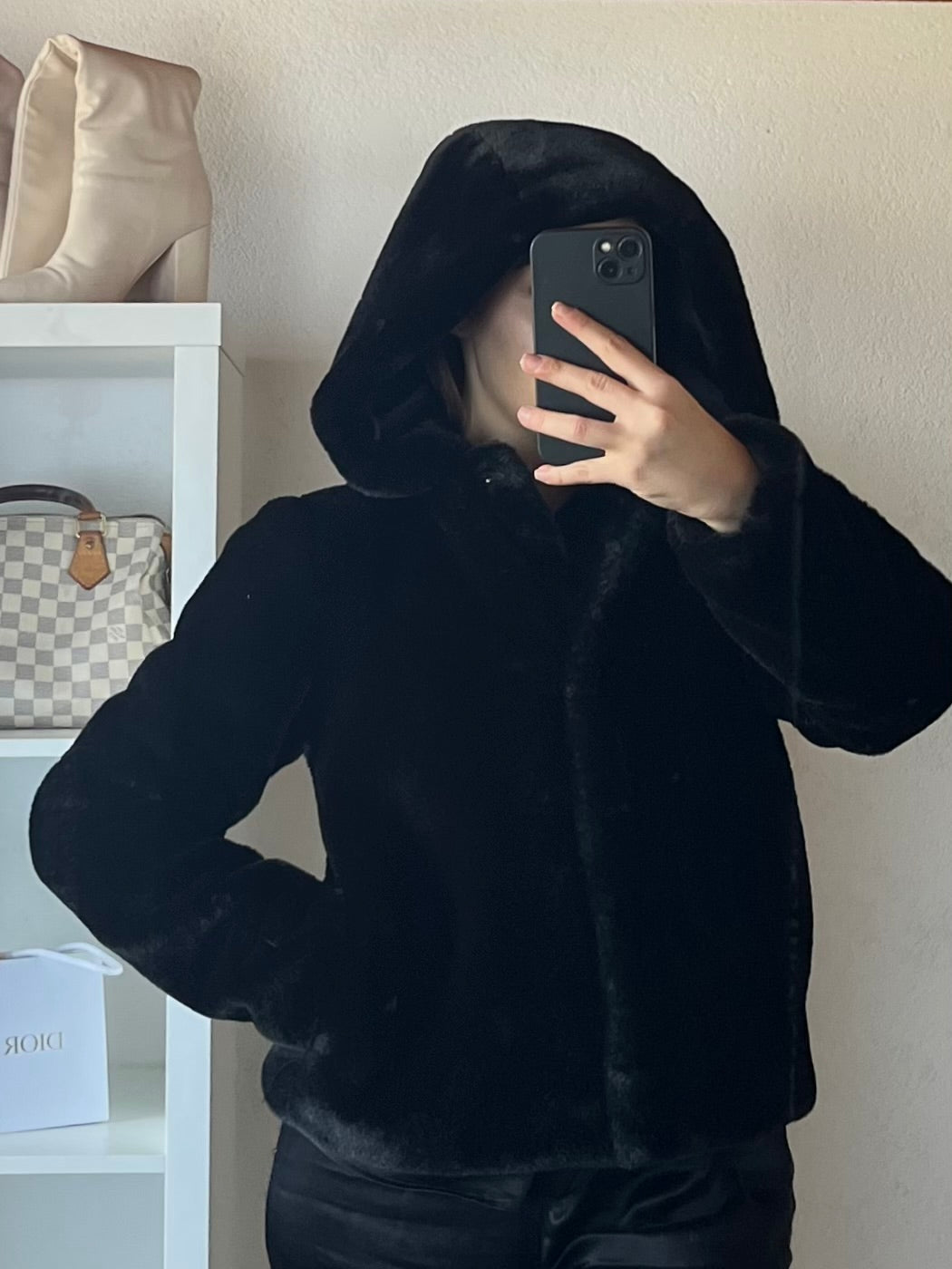 Veste en peluche à capuchon