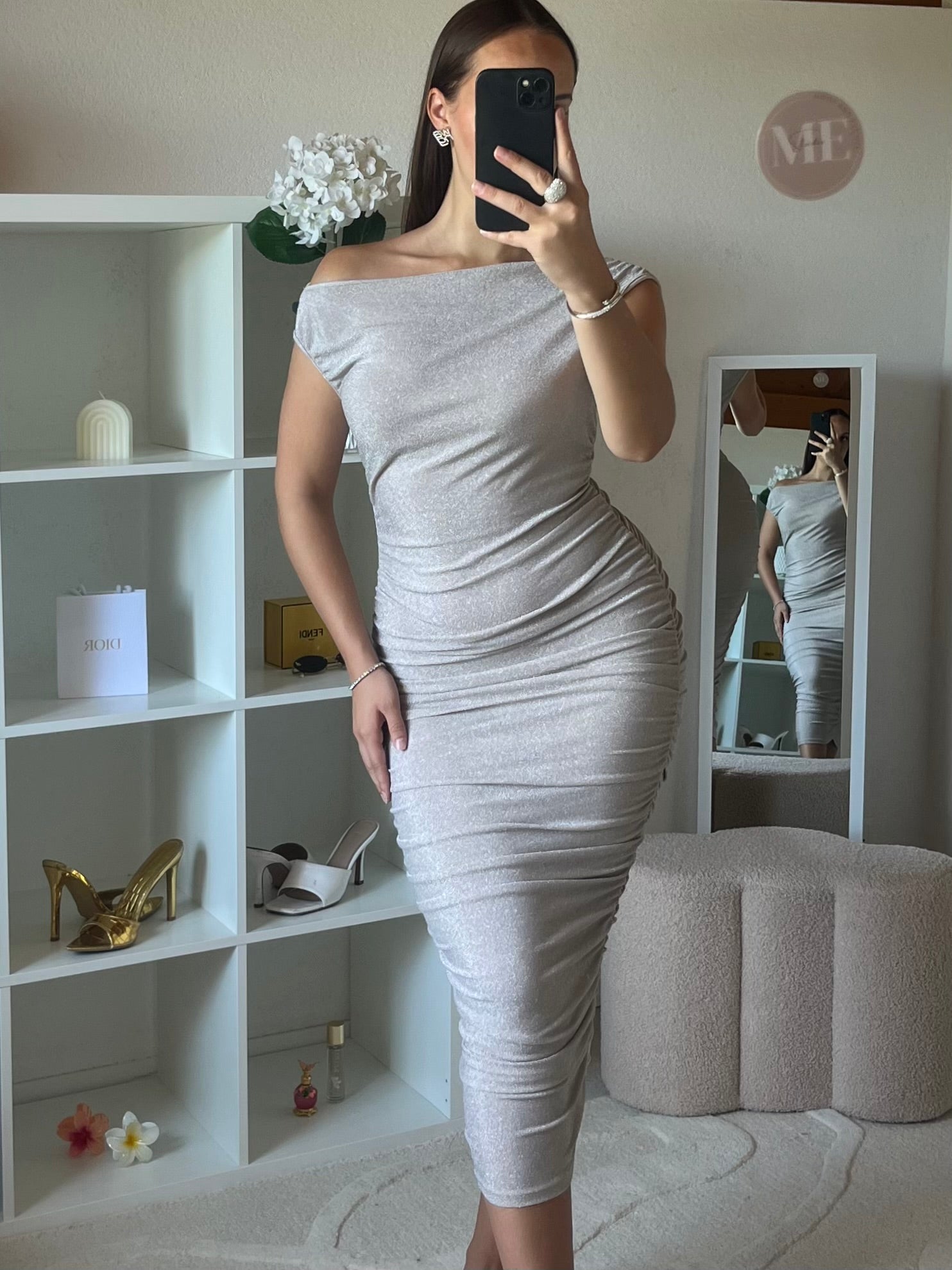 Robe moulante à paillettes