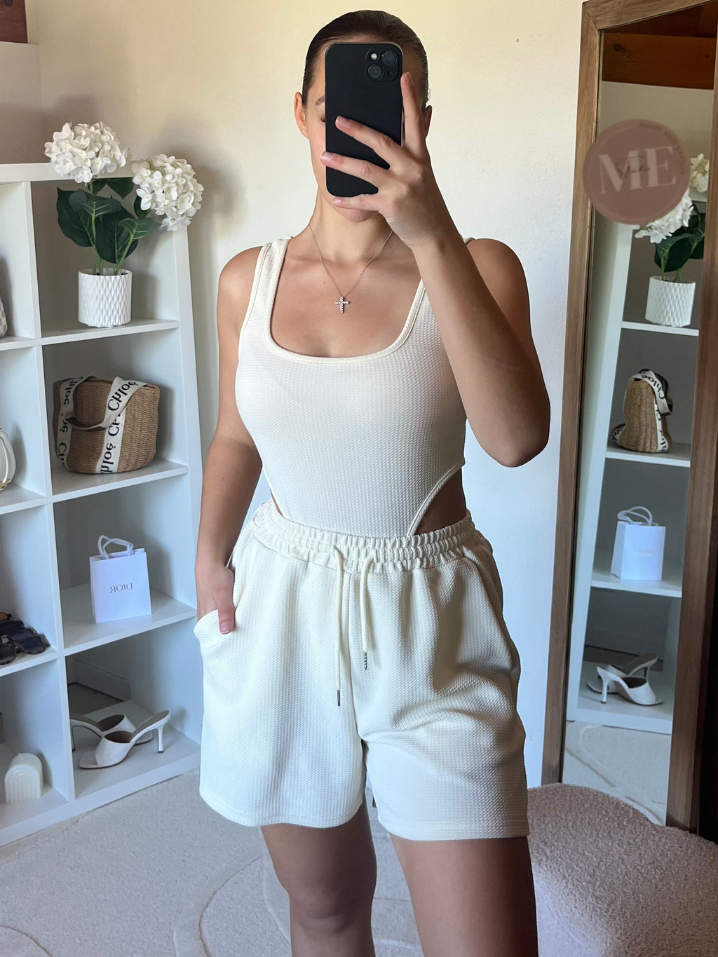 Ensemble 2 pièces: short et body échancré