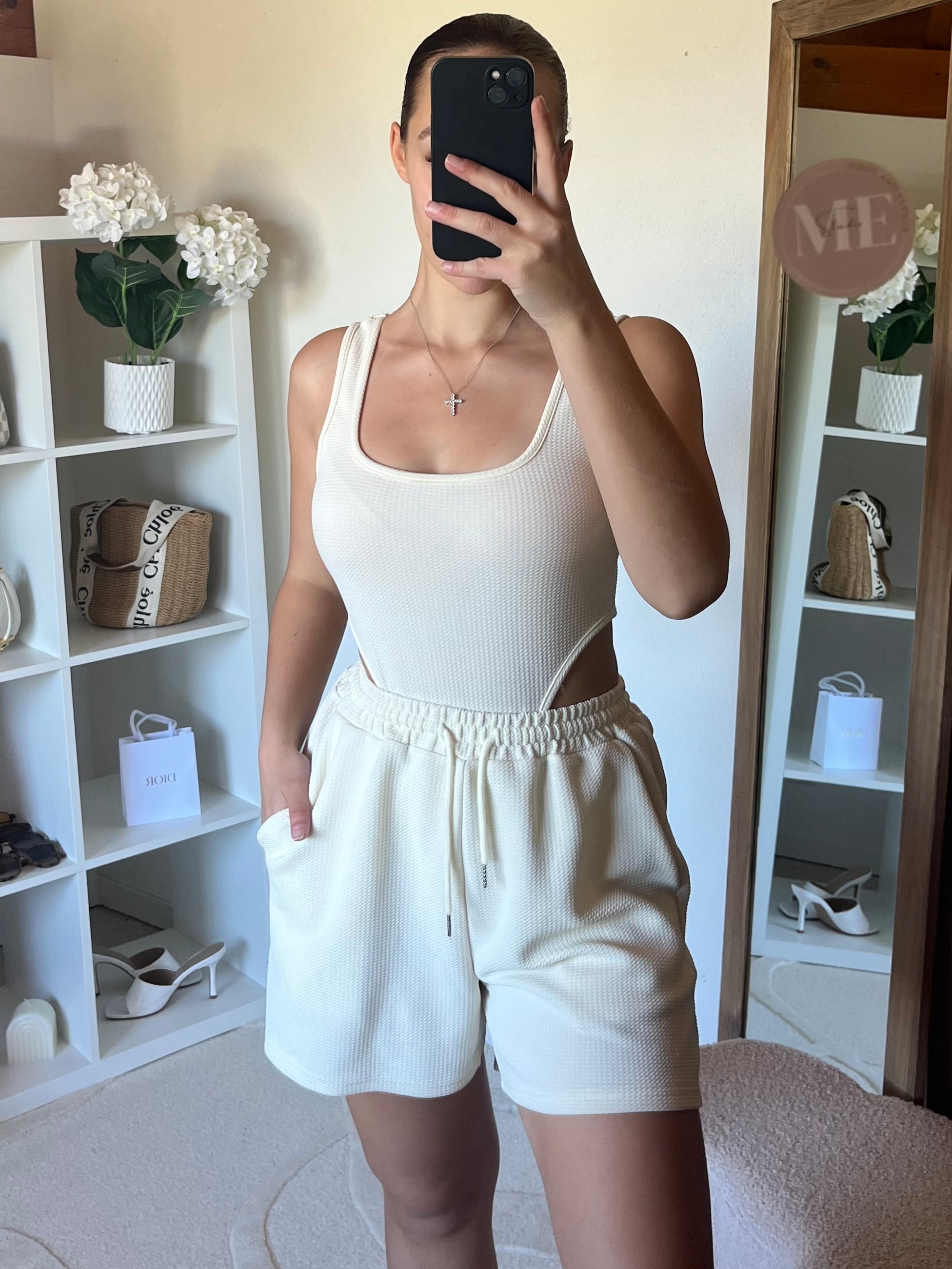 Ensemble 2 pièces: short et body échancré