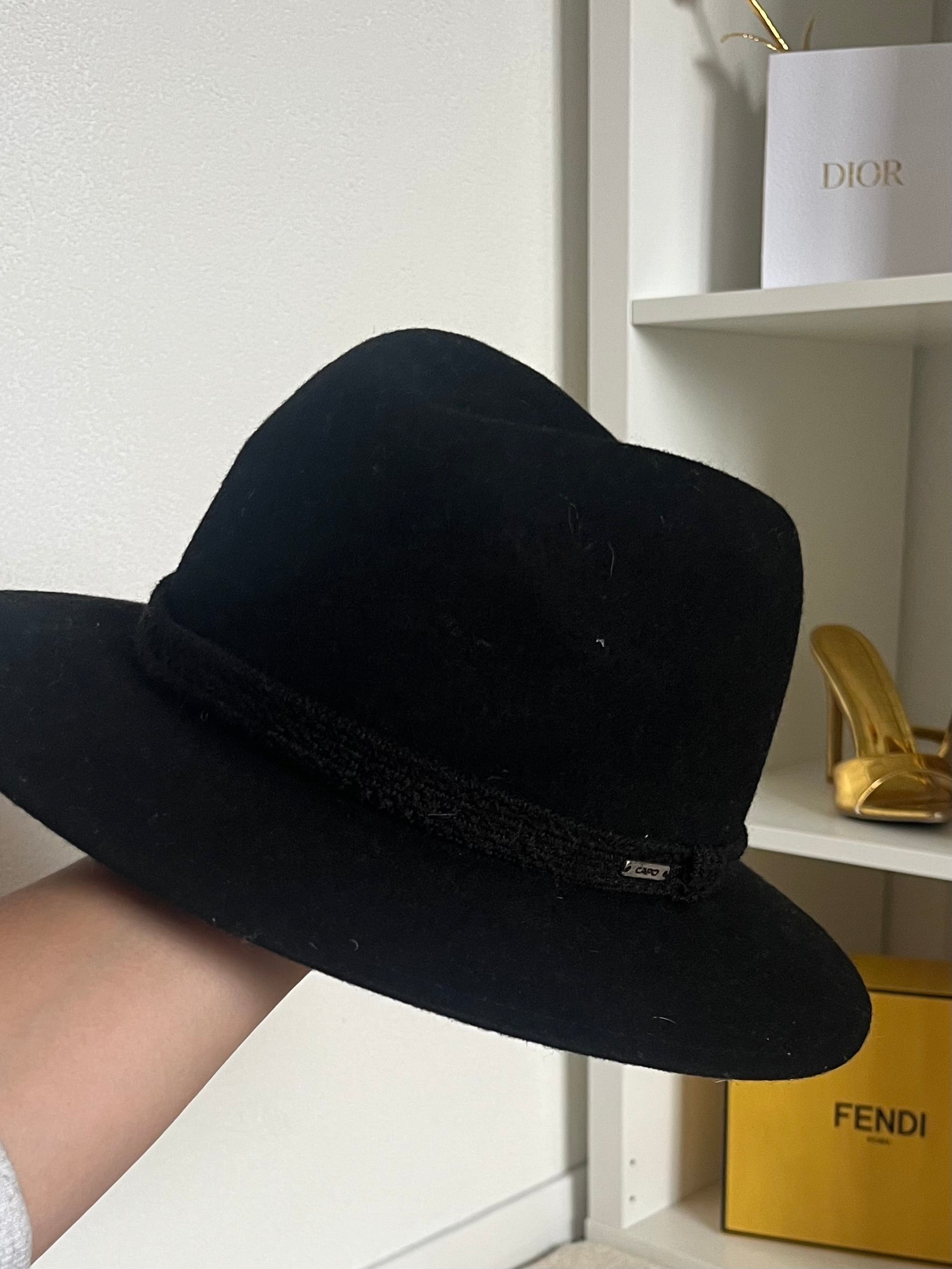 Chapeau
