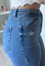 Jeans mom