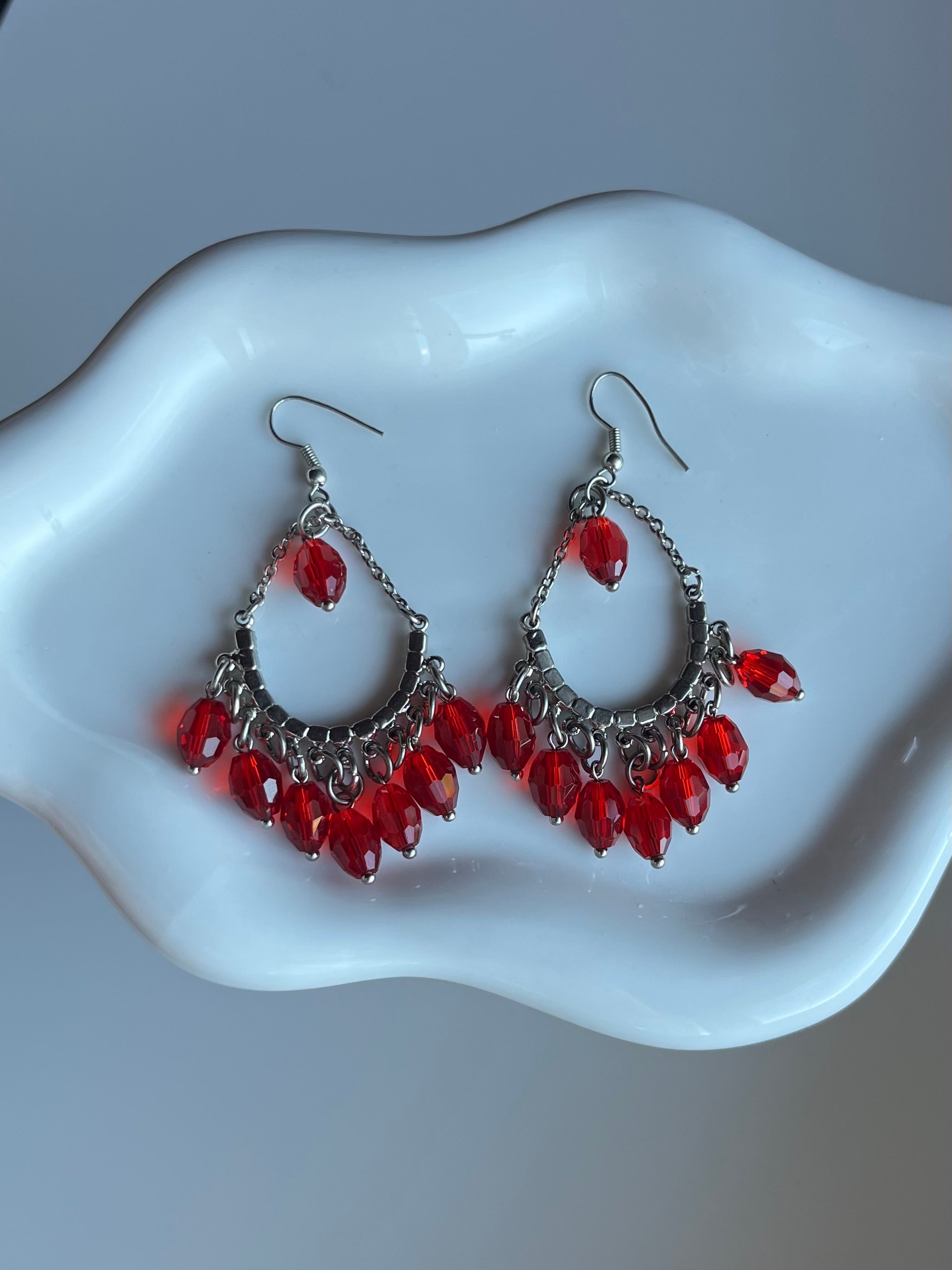 Boucles d’oreilles perles rouges