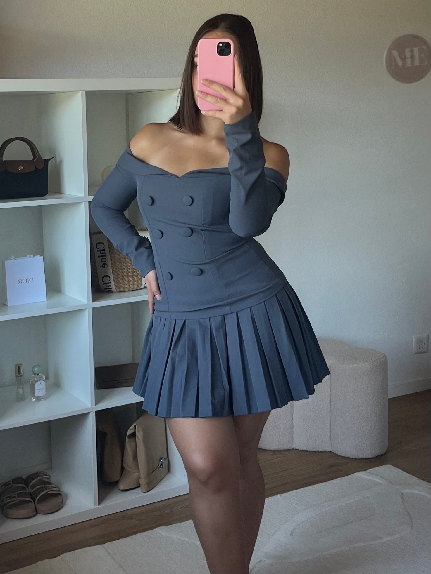 Robe épaules nues