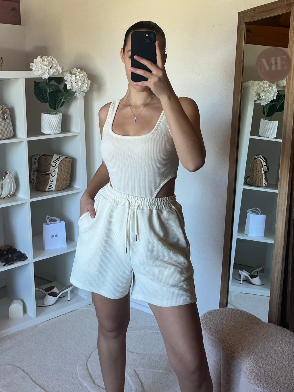Ensemble 2 pièces: short et body échancré