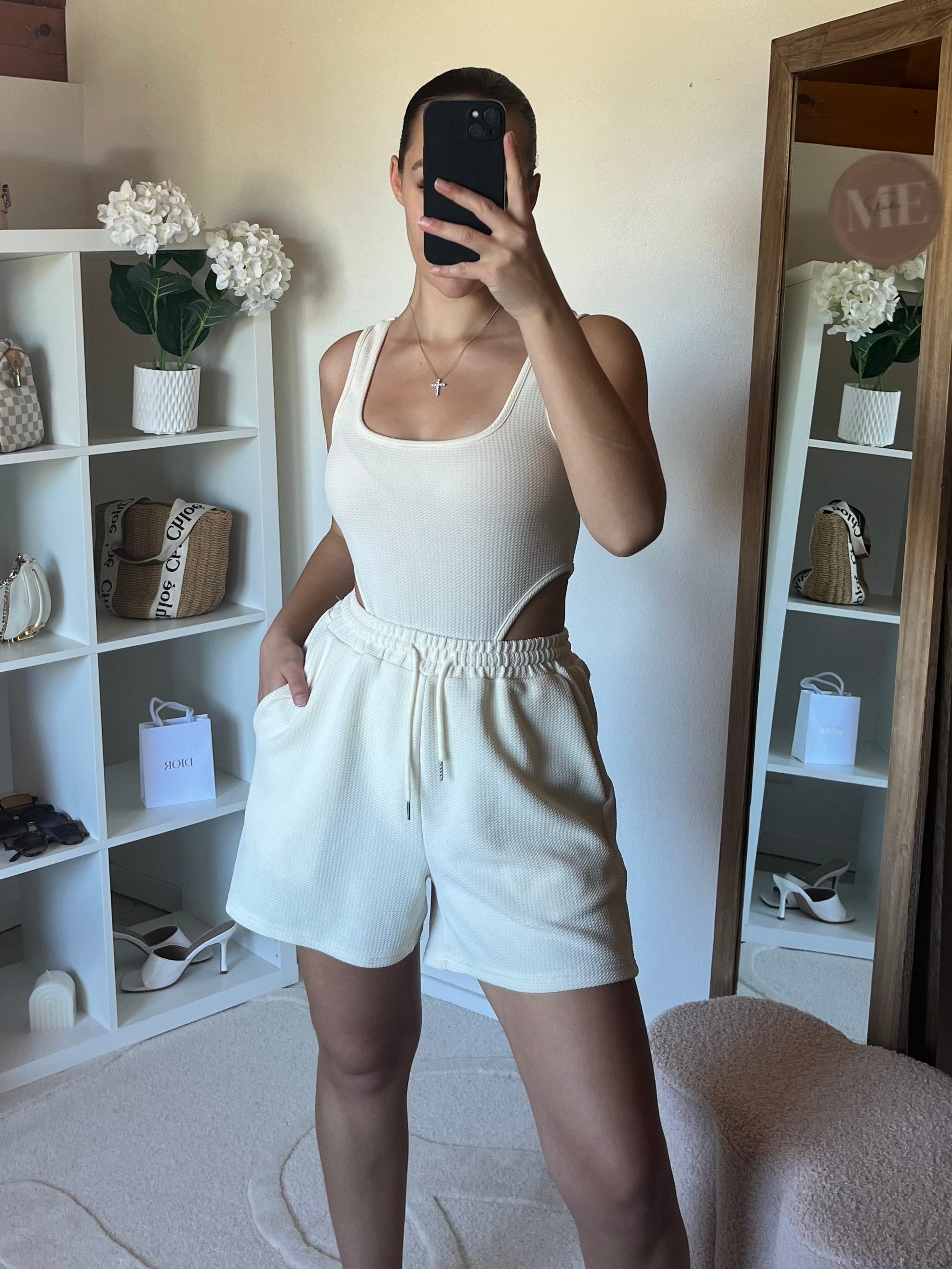 Ensemble 2 pièces: short et body échancré