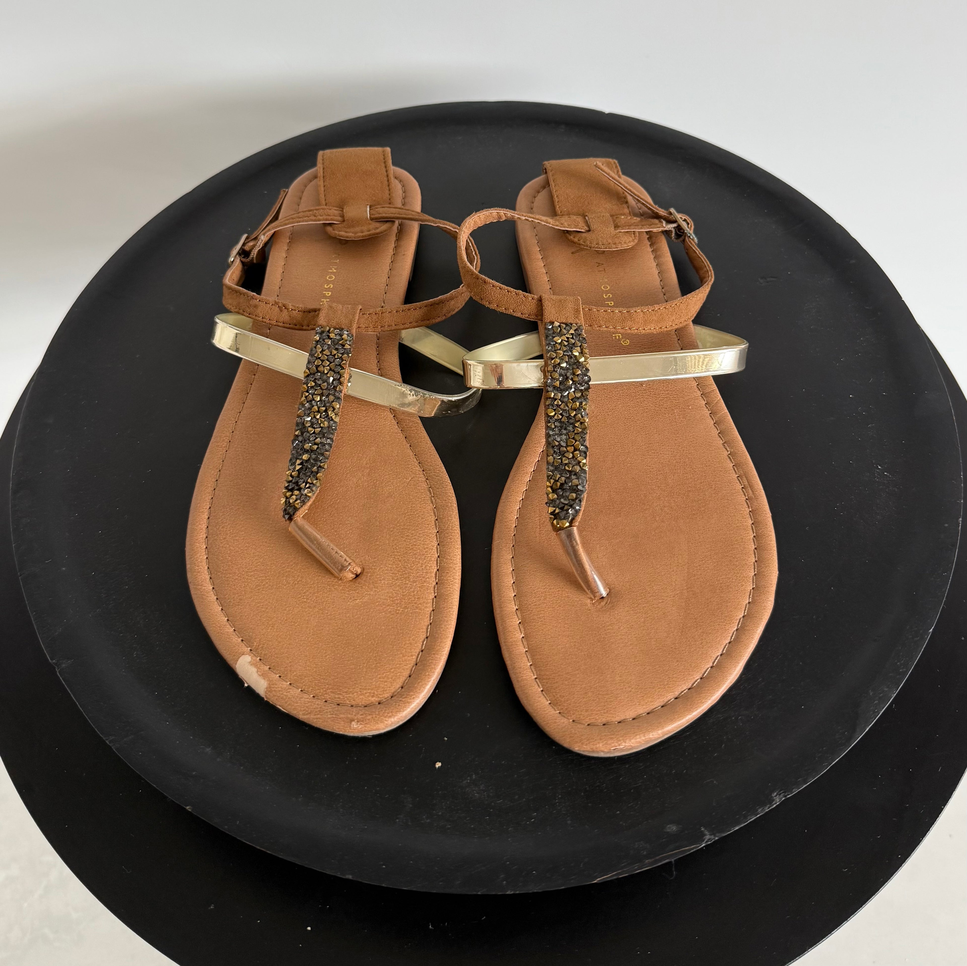 Sandales dorées à strass