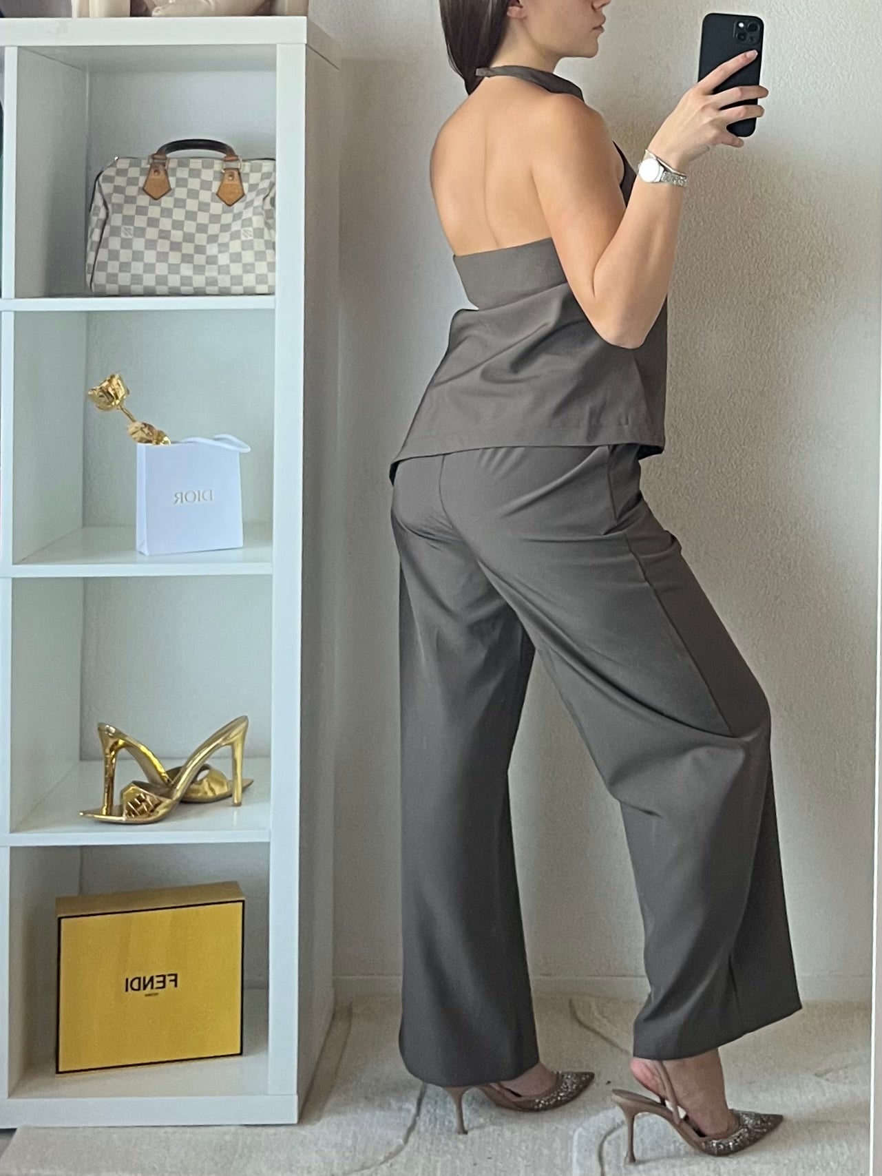Ensemble 2 pièces : top à col roulé et dos nu et pantalon