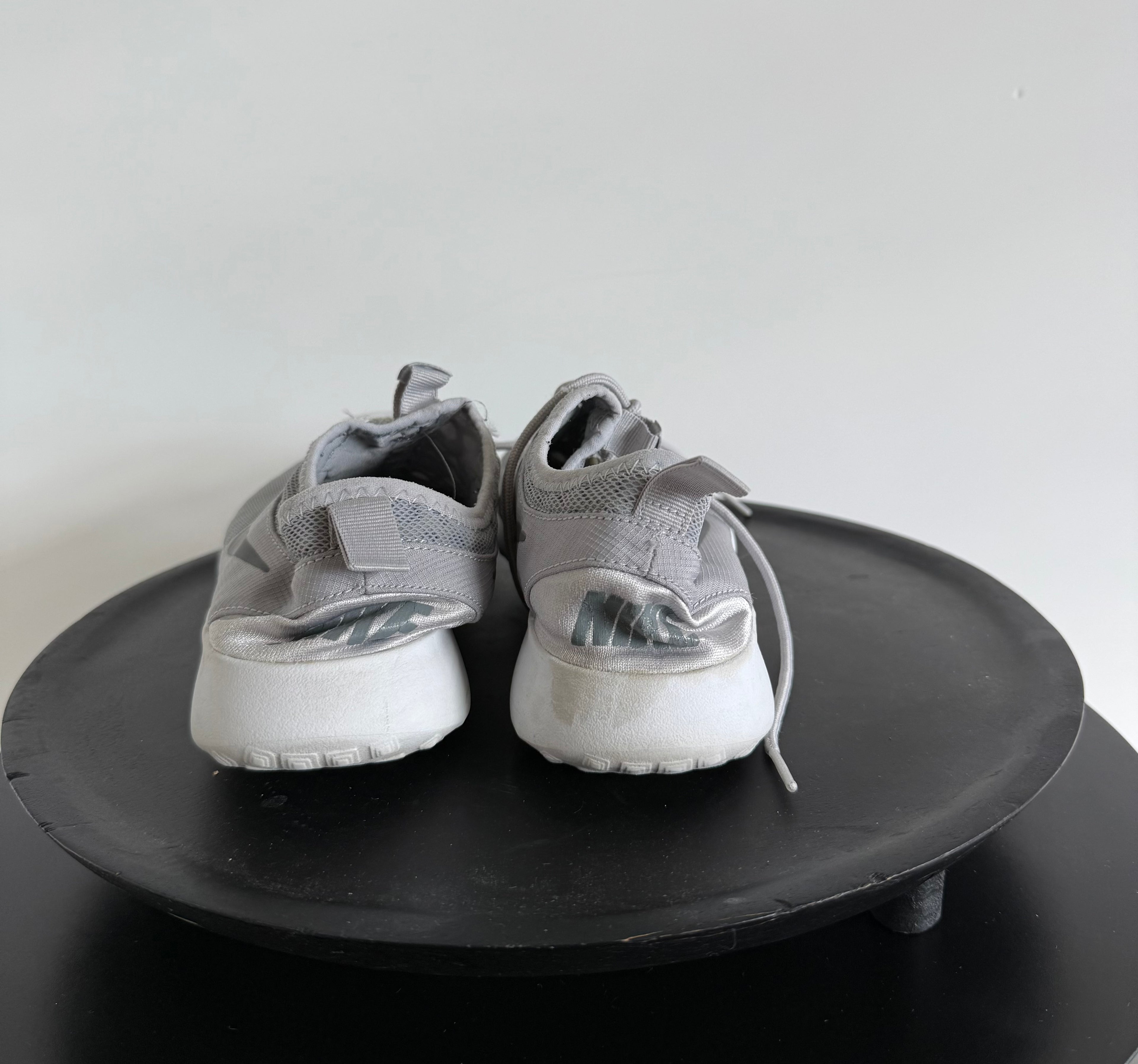 Nike mesh gris clair