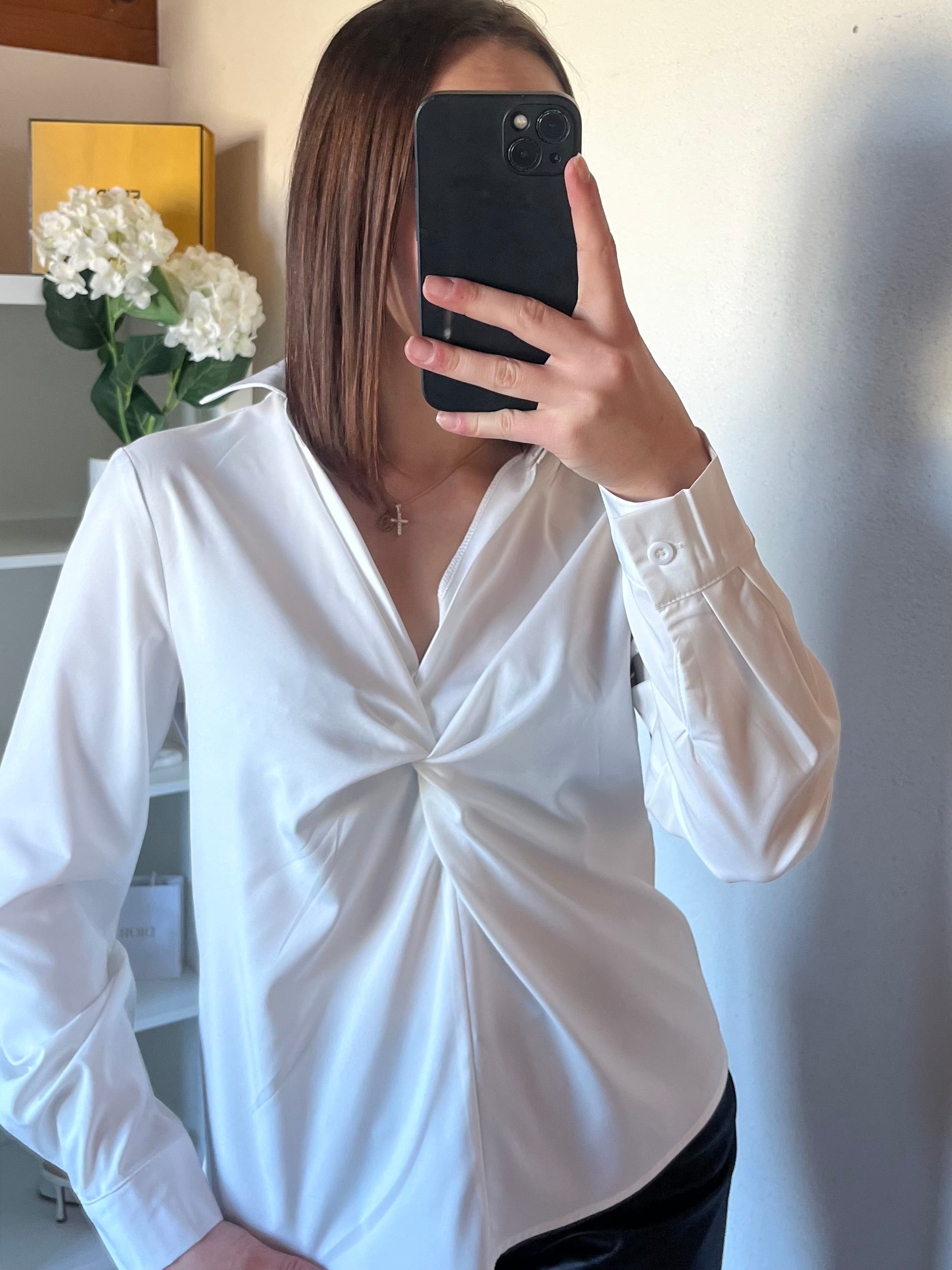 Chemise à col noué