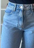 Jeans taille haute coupe droite
